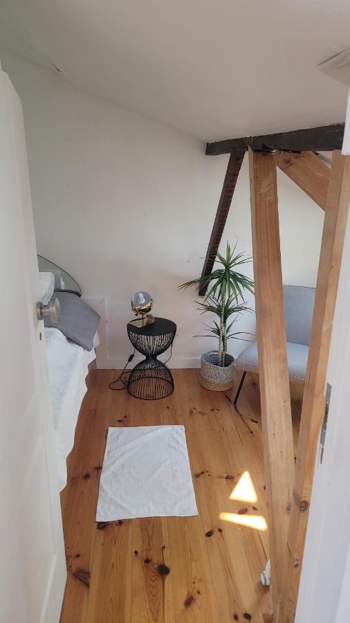 Litle Tiny Room In The Attic Lisboa Extérieur photo